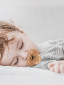 Usbettas | Anti-Colic Pacifier for Newborns and Babies 0-6 Months and Older