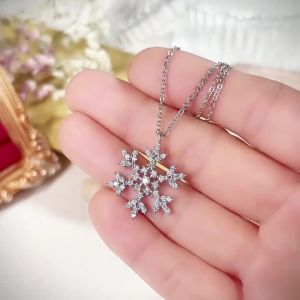Huitan Women Snowflake Pendant Necklace with Sparkling Cubic Zirconia Aesthetic Christmas Jewelry Elegant Festival Party Jewelry