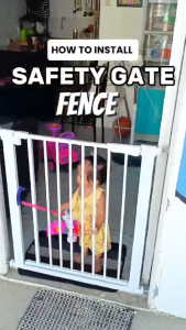 Greenpets Safety Gate Fence Dog Gate For Baby Safety Barriers for Baby Dog Fence Indoor Automatically close the door