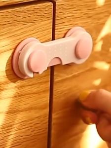 IMB.B410 KUNCI PENGAMAN LACI  3M ADHESIVE CHILD LOCK BABY SAFETY LOCK