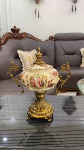 Bình cúp phong thủy họa tiết Châu Âu mang phong cách tân cổ điển sang trọng CB24-BC