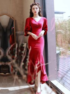 ชุดแต่งงานสีแดง ชุดเจ้าสาว ชุดราตรีหางปลา ชุดราตรี เดรสยาวปานกลาง เดรสทำงาน เดรสยาวปานกลาง ชุดแต่งงานวันที่สาม
