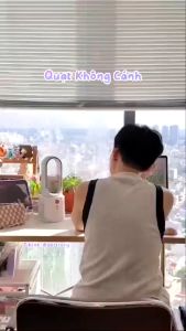 Quạt điều hòa phun sương quạt không cánh Quạt hơi nước tích điện kiêm đèn ngủ nhiều màu sắc cao cấp