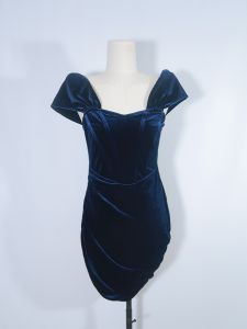 ชุดเดรสสั้นผ้ากำมะหยี่ไหมทรงเข้ารูปสำหรับผู้หญิง ทรงเอวสูง แขนกุด ทรงหลวม สไตล์เรโทร ชุดเดรสฤดูร้อนสีพื้น