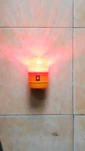 ĐÈN CẢNH BÁO GIAO THÔNG  ĐÈN CẢNH BÁO CÔNG TRÌNH  ĐÈN CẢNH BÁO  BÁO HIỆU NGUY HIỂM SỬ DỤNG 4 PIN TIỂU