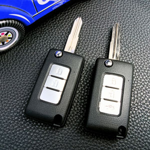 Vỏ Chìa Khóa Xe Hơi Bộ Vỏ Điều Khiển Từ Xa Thay Thế Có Logo Phụ Kiện Chìa Khóa Lật Cho Mitsubishi Montero GLX Mirage GLX Xpander GLX Strada GLX Chất Lượng Cao