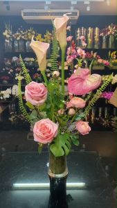 ปลอมพร้อม แจกดอกไม้ โทนสีชมพู ดอกไม้ปลอมพร้อม แจกดอกไม้ ดอกไม้ตกแต่งบ้าน