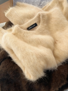 Loowmane | Lazy Elegance Knitted Alpaca Sweater