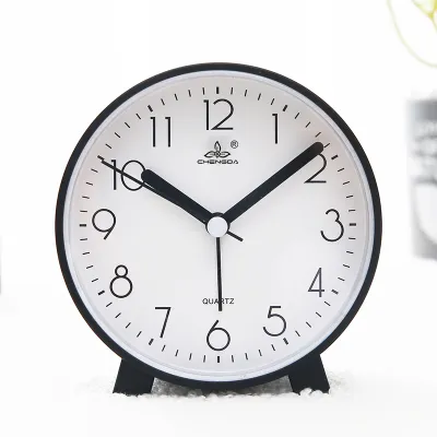 Non-silent Clock with Tick Sound Minimalist