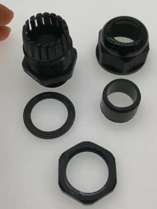เคเบิ้ลแกลนด์ (Cable Gland) เคเบิ้ลแกน กันน้ำสีดำ มีหลายขนาดตั้งแต่ M8x1.25 - M25x1.5  สินค้าในไทย จัดส่งเร็วมาก