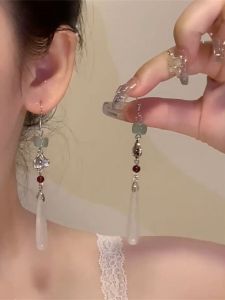 ต่างหูทรงหยดน้ำสไตล์โบราณสำหรับผู้หญิง ไม่ต้องเจาะรู ต่างหูแบบจี้กิ๊บติดผมสไตล์ชาติพันธุ์จีน โลหะผสมเงินทอง