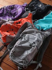 กระเป๋าเป้สะพายหลังกันน้ำสำหรับปั่นจักรยานและเดินป่าแบบลำลองสำหรับคู่รัก กระเป๋าเป้สะพายหลังแบบลำลองสำหรับผู้ชายและผู้หญิง