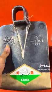 (BERGARANSI 100%) Cangkul Pacul Cap Buaya KROX Original Import - Anti Lengket - Cap Boyo Anti Gompal