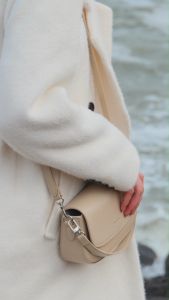 BLOOMORA Eve Bag Tas Selempang Baguette Woman Sling Bag BM068001