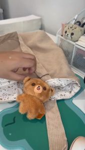 คลาสกระเป๋าลูกฟู สีครีม สีโอวันติน กลับด้านในลายดอกไม้ การใช้ได้