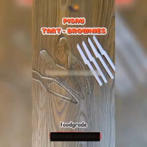 ( 1 PACK ) PISAU PLASTIK TART KUE BROWNIES LUXOR BENING PUTIH TRANSPARAN