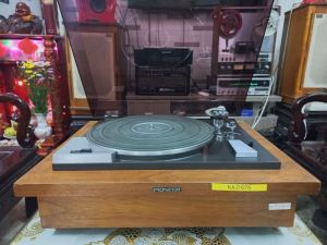 Mâm hát đĩa than (sx năm 72) Pioneer PL-50A rất đẹp như hình zin nguyên bản.