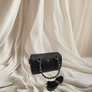 tas tangan/salempang wanita model tali rantai satu ruang pkek tali panjang bahan jeruk