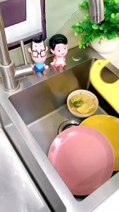 Pembuangan Sisa Makanan / Tempat Penyimpanan Pengering Spons Sikat Buah Sayur / Gantungan Keran Washtafel Keranjang Swan Sink Drain Basket