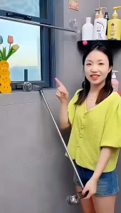 Suction Towel Rail Extendable Bathroom Towel Holder Wall Mounted with Stainless Steel Hanging Towel Bar No Drilling Vacuum Towel Holder For Kitchen Bethroom