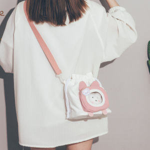 น่ารัก กระเป๋าผ้าแคนวาสใบเล็ก ผู้หญิง กระเป๋าสะพายข้าง 2021 แฟชั่นใหม่สไตล์ญี่ปุ่น นักเรียน กระเป๋าทรงถัง การ์ตูน ลายแอนิเมชั่น