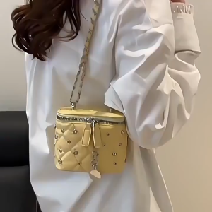 SEA YADOU  กระเป๋าสะพายข้างผู้หญิงสไตล์เกาหลีแมทช์ลุคง่าย ins แบบใหม่ Y2K กระเป๋าสะพายข้างแฟชั่นลำลองแบบเรียบง่าย