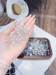 Charm Linh vật phong thuỷ bằng đá thạch anh trắng có lỗ để xỏ vòng tay dây cáp 2mm (2li) SC0125