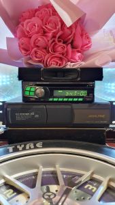 Máy phát nhạc liền Amply + Ổ cd 6 disk ALPINE . tính năng Aux/cd/ radio/ 6disk+1disk.