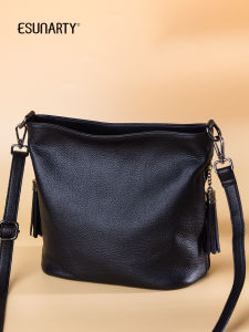 กระเป๋าสะพายข้างหนังวัวชั้นแรกนุ่ม กระเป๋าสะพายข้างแบบสะพายข้างสำหรับผู้หญิง กระเป๋าถือแบบลำลองขนาดเล็ก Esunarty