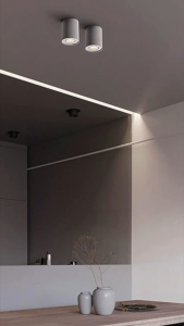 GU10 SLIM TYPE SURFACE MOUNTED SPOTLIGHT EYEBALL FITTING | WHITE / BLACK