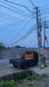 Taro 10 Litter Pasir Kucing Gumpal Wangi Bentonite