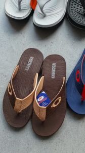 dép xỏ ngón nam hàng thái lan chất liệu cao su siêu nhẹ siêu bền thoáng mát size từ 38-43.