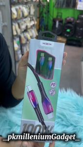 MOXOM GRADIENT FAST CHARGING HIGH QUALITY NYLON WOVEN ⚡100w/6A⚡