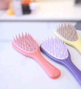069 หวีซิลิโคน แปรงหวีซิลิโคน Silicone massage comb brush
