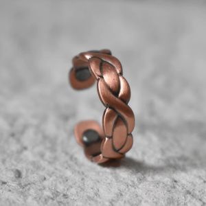Twist Design Therapy Ring - Pure Copper Open-Ended Ring with Healing for Pain Relief & Energy Balance