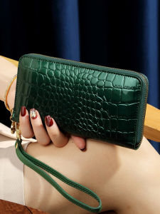 MEIFEI | New Style Leather Handbag with Phone Pocket Fashionable Crocodile Texture Long Zipper Wallet for Women