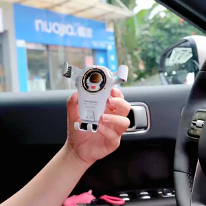 ที่วางโทรศัพท์มือถือในรถยนต์นักบิน ที่วางมือถือในรถ ที่จับมือถือในรถ ที่วางโทรศัพท์ในรถยนต์ Car Holder ติดตั้งที่ช่องระบายอากาศ รูปร่างของนักบินอวกา