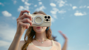 TELESIN Fun Shot 2 Magnetic Phone Holder Bluetooth Remote Camera Grip