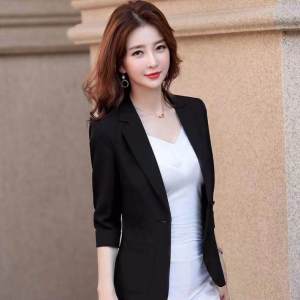 เสื้อเบลเซอร์ผ้าลินินสีดำแบบบางเสื้อคลุมผู้หญิงเสื้อสูทแขนสามส่วนแบบสั้นสำหรับคนตัวเล็กแบบใหม่ฤดูใบไม้ผลิและฤดูร้อนปี2023