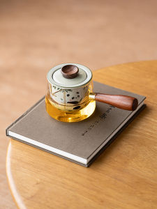 ชุดเครื่องดื่มชาแบบฝังน้ำลายไหหลำลายแพนด้าระบายความร้อนได้ดีพร้อมฝาปิดแบบด้านในทำจากเซรามิกสำหรับใช้ในบ้านและสำหรับผู้หญิง