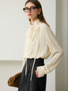 Design Ribbon Collar Stripe Shirt