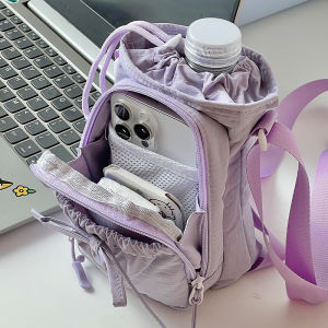 กระเป๋าสะพายข้างแบบสะพายข้างสำหรับการเดินทางแบบพกพา กระเป๋าใส่โทรศัพท์มือถือ กระเป๋าใส่เครื่องดื่ม กระเป๋าสะพายข้างแบบลำลองสำหรับผู้ชายและผู้หญิง