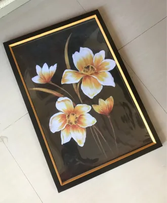 Hiasan dinding vetak gambar lukisan bunga lily plus bingkai ukuran 52cm x 35cm