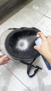 Bình Xịt Vệ Sinh Mũ Bảo Hiểm La 450Ml - Dung Dịch Làm Sạch Nón Khử Mùi Mũ Xe Máy Găng Tay Giày Bảo Hộ