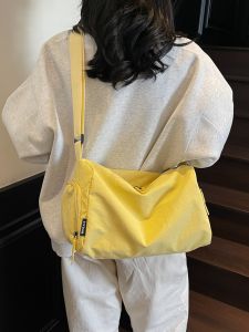 GBP Large Capacity Nylon Canvas Fitness Bag Womens Summer New Crossbody Yoga Bag Sport Gym Bag Polyester Lining Zipper Closure