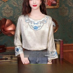 New Chinese Style Long Sleeve Silk Shirt Womens Floral Embroidery Top Spring Autumn New Silk Taffeta Blouse National Style Small Shirt
