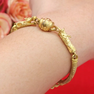 สร้อยข้อมือทองเหลืองลายหัวมังกรคั่นโอ่งตัดลาย ความยาว 7 นิ้ว งานทองเหลืองแท้ งานดิบไม่ได้ชุบ พร้อมส่ง