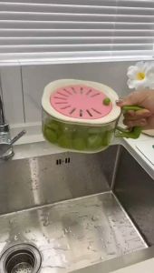 Fruit Washing Strainer Bowl 2 in 1 Kitchen Sink Drain Basket Vegetable Fruit Multifunctional With Lid Drainer Tool Bowl