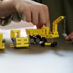 LEGO Technic 42233 Mighty Machines (44 Pieces)