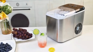 Ice Maker Machine Portable Countertop 26.5lbs 12KG 24H Fast Ice Maker 6 Minute Bullet Ice Self Cleaning with Basket and Scoop